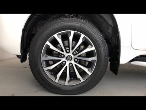 Toyota Land Cruiser Prado 2.8GD VX - Image 19