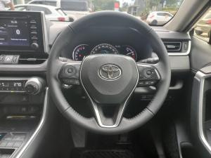 Toyota RAV4 2.0 VX - Image 8