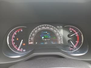 Toyota RAV4 2.0 VX - Image 11