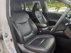 Toyota RAV4 2.0 VX - Image 14