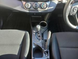 Toyota RAV4 2.0 GX auto - Image 9