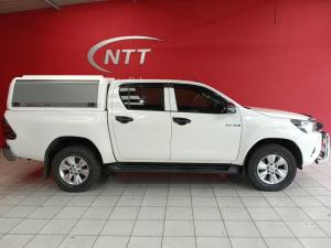 Toyota Hilux 2.4 GD-6 SRX 4X4 automaticD/C - Image 3