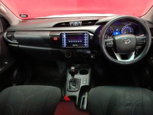 Toyota Hilux 2.4 GD-6 SRX 4X4 automaticD/C - Image 6