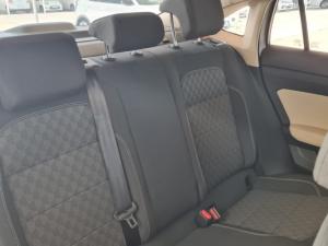 Volkswagen Polo 1.6 - Image 18