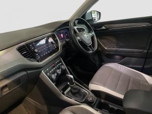 Volkswagen T-ROC 2.0 TSI Design 4MOT DSG - Image 12