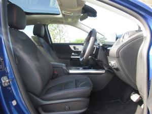 Mercedes-Benz GLA 200 automatic - Image 3