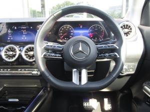 Mercedes-Benz GLA 200 automatic - Image 4