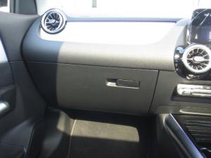 Mercedes-Benz GLA 200 automatic - Image 5