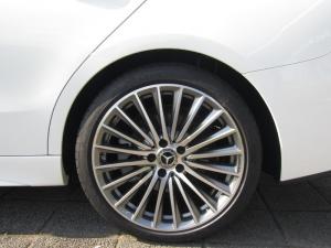 Mercedes-Benz C200 automatic - Image 10