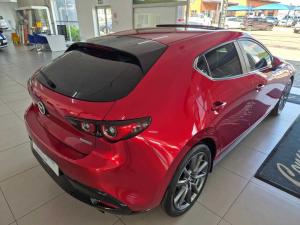 Mazda MAZDA3 2.0 Astina automatic 5-Door - Image 9