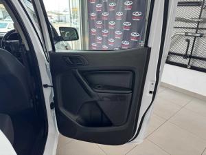 Ford Ranger 2.2TDCI XL automaticD/C - Image 19