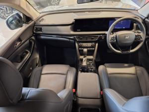 Mahindra XUV700 2.0T AX7L - Image 5