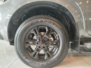 Nissan Navara 2.5DDTi double cab LE 4x4 - Image 13