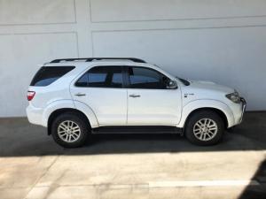 Toyota Fortuner 3.0D-4D 4x4 auto - Image 3