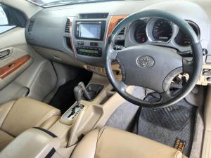 Toyota Fortuner 3.0D-4D 4x4 auto - Image 7