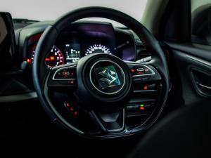 Suzuki Swift 1.2 GLX auto - Image 17
