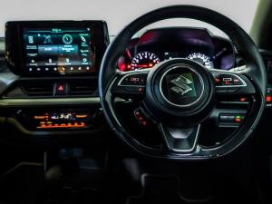 Suzuki Swift 1.2 GLX auto - Image 18