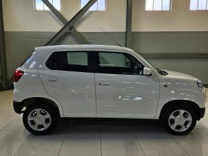 Suzuki S-Presso 1.0 GL manual - Image 6