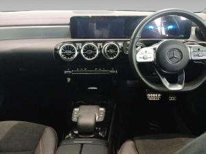 Mercedes-Benz CLA CLA220d Progressive - Image 10