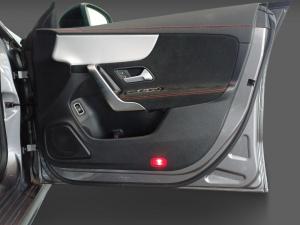 Mercedes-Benz CLA CLA220d Progressive - Image 16
