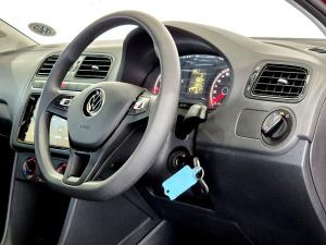 Volkswagen Polo Vivo hatch 1.4 Life - Image 11