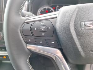 Isuzu D-Max 3.0TD double cab LSE - Image 9