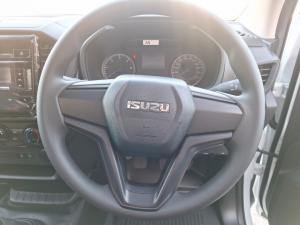 Isuzu D-Max 1.9TD single cab - Image 8