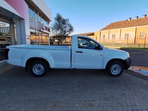 Isuzu D-Max Gen 6 250c single cab - Image 3