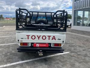 Toyota Land Cruiser 79 4.5D-4D V8 double cab LX - Image 6