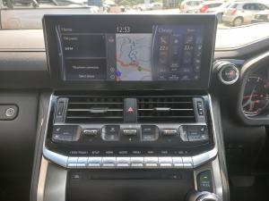 Toyota Land Cruiser 300 3.3D GR-Sport - Image 14