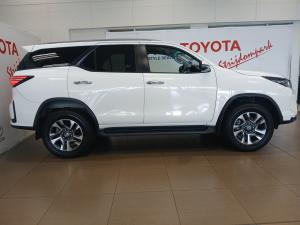 Toyota Fortuner 2.4GD-6 auto - Image 3