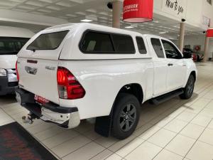 Toyota Hilux 2.4 GD-6 RB RaiderE/CAB - Image 2