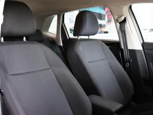 Volkswagen Polo 1.0 TSI Comfortline - Image 23