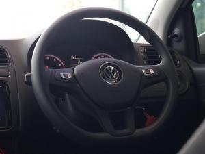 Volkswagen Polo Vivo 1.6 Life TIP - Image 16