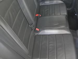 Volkswagen T-ROC 2.0 TSI 4M R-LINE DSG - Image 7