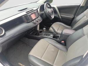 Toyota RAV4 2.0 GX automatic - Image 3