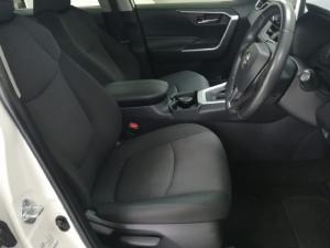 Toyota RAV4 2.5 Hybrid GX - Image 6