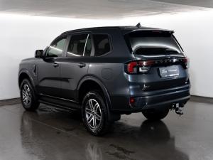 Ford Everest 2.0D BI-TURBO XLT automatic - Image 2