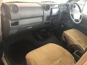 Toyota Land Cruiser 79 4.5DS/C - Image 2