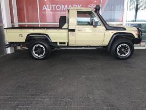 Toyota Land Cruiser 79 4.5DS/C - Image 5