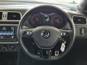 Volkswagen Polo Vivo hatch 1.0TSI GT - Image 11