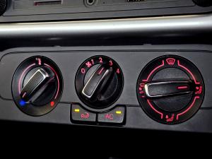 Volkswagen Polo Vivo hatch 1.0TSI GT - Image 17