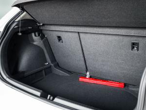 Volkswagen Polo hatch 1.0TSI Life manual - Image 18