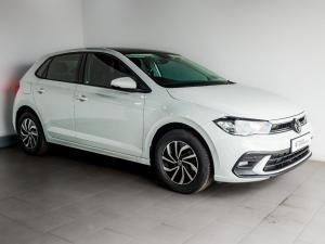 Volkswagen Polo hatch 1.0TSI Life manual - Image 4