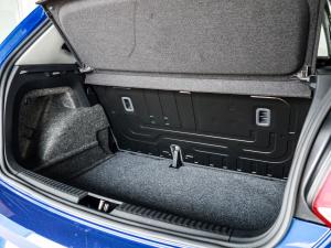 Volkswagen Polo Vivo hatch 1.4 Life - Image 20