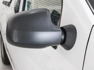 Nissan NP200 1.6i - Image 12