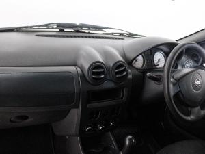Nissan NP200 1.6i - Image 15