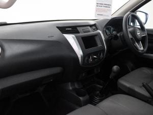Nissan Navara 2.5DDTi single cab XE - Image 16