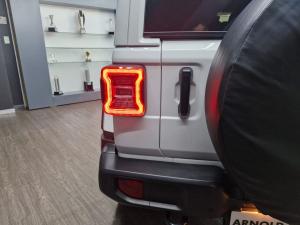Jeep Wrangler Unlimited 2.0T Sahara - Image 8