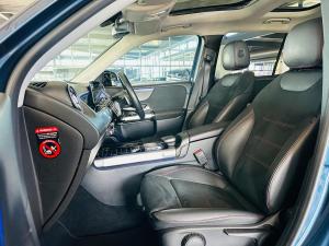 Mercedes-Benz GLB GLB220d 4Matic AMG Line - Image 10